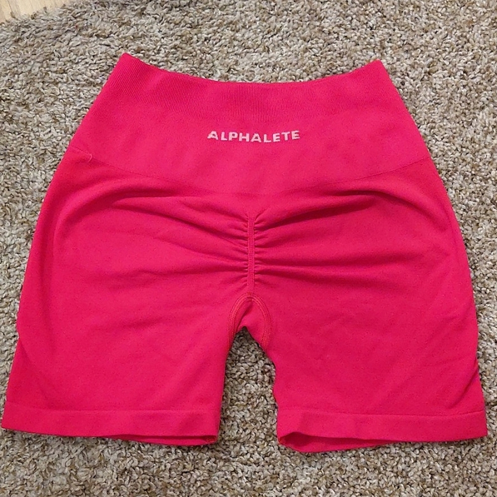 Alphalete Amplify 4.5 Hot Pink Shorts